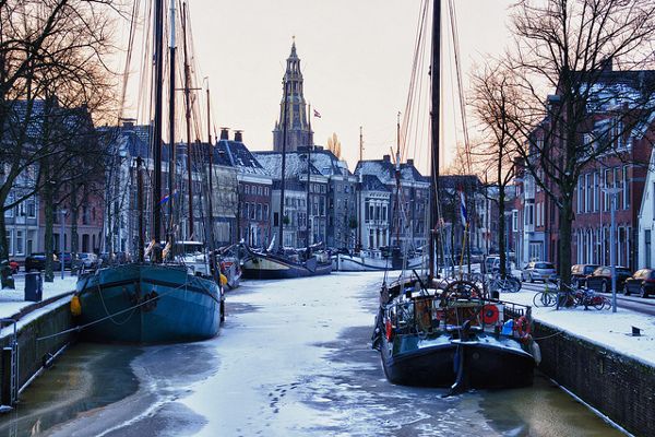 Zimowy poranek w Groningen, Holandia