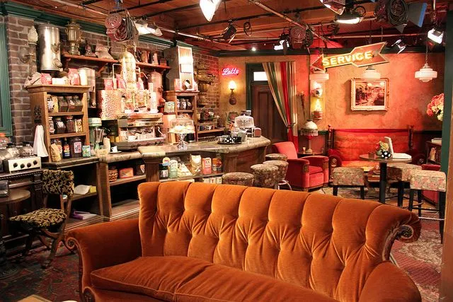 Kawiarnia w stylu serialowej Central Perk