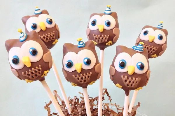 Dekorowanie cake pops może być bardzo pracochłonne