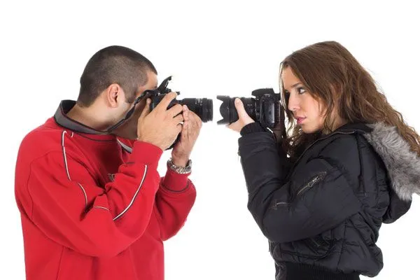 Początkujący fotograf na pewno będzie tańszy, a niekoniecznie mniej zdolny od profesjonalisty