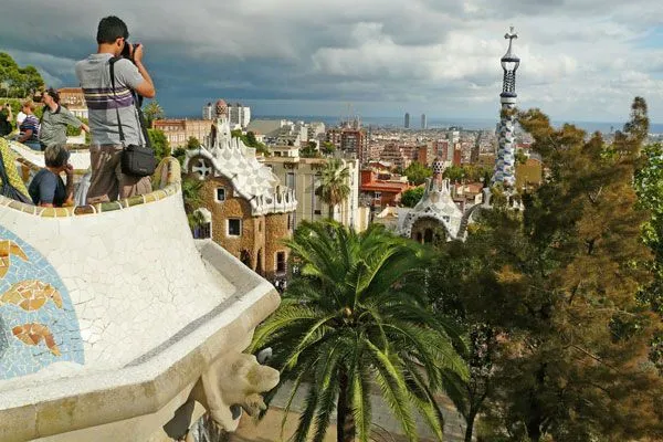 Barcelona przywita nas upalnie nawet jeszcze w październiku