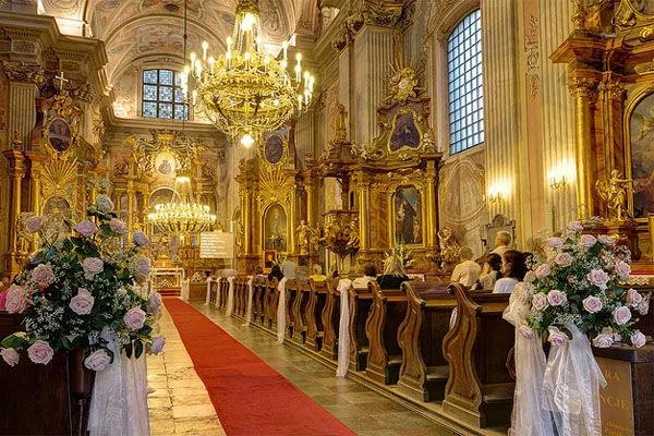 Piękne i delikatne bukiety z pudrowych róż
