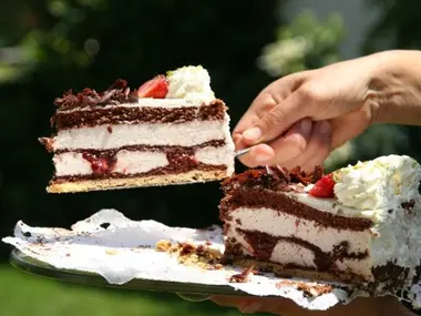 Tort weselny