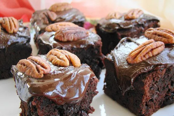 Kto oprze się pysznemu, czekoladowemu brownie?