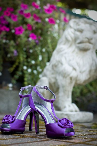 Buty ślubne w przepięknym odcieniu fioletu