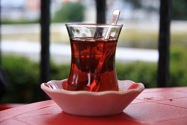 Będąc w Turcji koniecznie powinniśmy skosztować herbaty