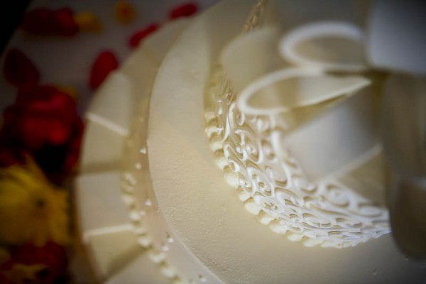 Może mamy w rodzinie osobę, która mogłaby upiec nam piękny tort weselny?