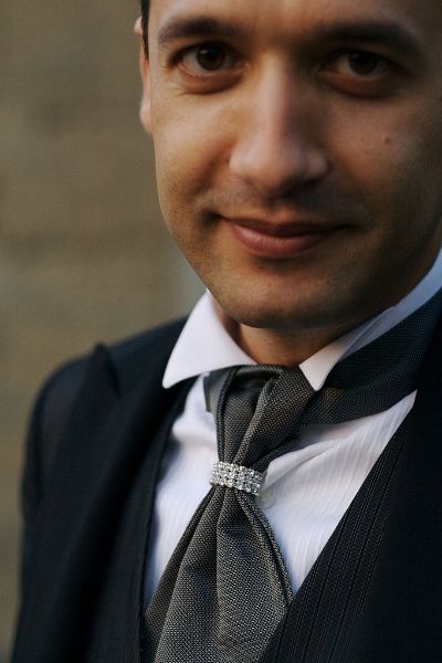 Wszystkie elementy stroju mężczyzny muszą w dniu ślubu muszą być starannie dobrane