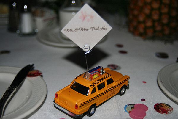 Dobrym rozwiązaniem małych wesel jest rozwożenie gości taksówkami