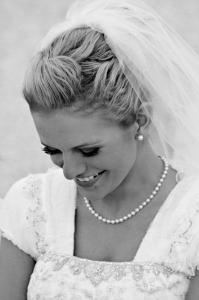 Do tradycyjnej biżuterii ślubnej zalicza się perły