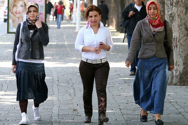 Turcja jest krajem muzułmańskim, pamiętajmy więc o odpowiednim ubiorze