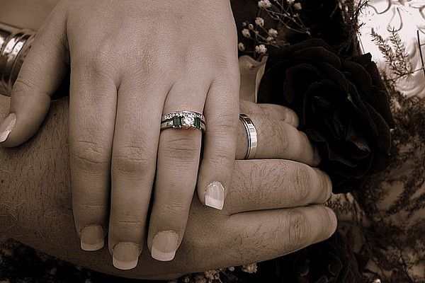 Obrączki ślubne to piękny symbol zawarcia małżeństwa