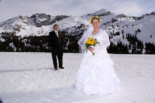 Jęśli sesja ślubna zimą to nieniecznie w górach!